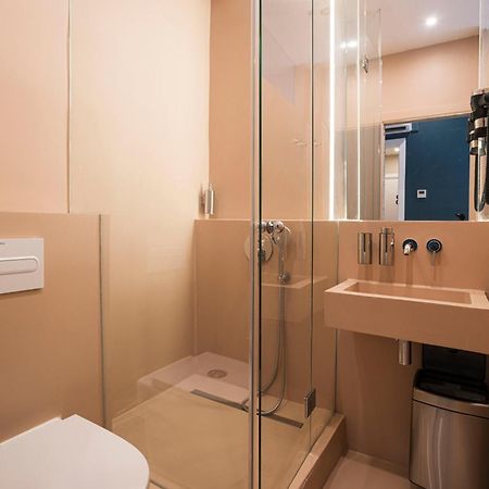 Hostal Sol Y K Βαρκελώνη Εξωτερικό φωτογραφία
