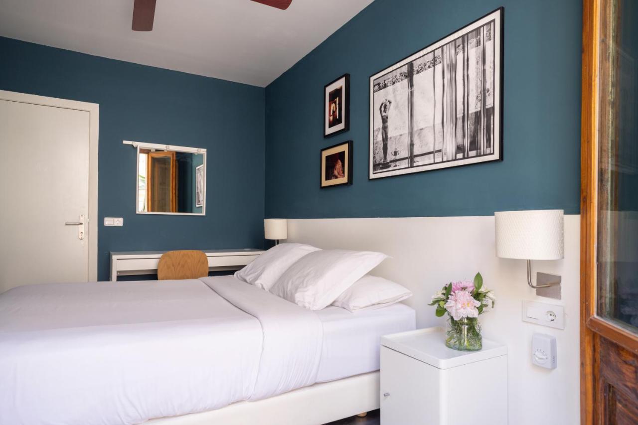 Hostal Sol Y K Βαρκελώνη Εξωτερικό φωτογραφία