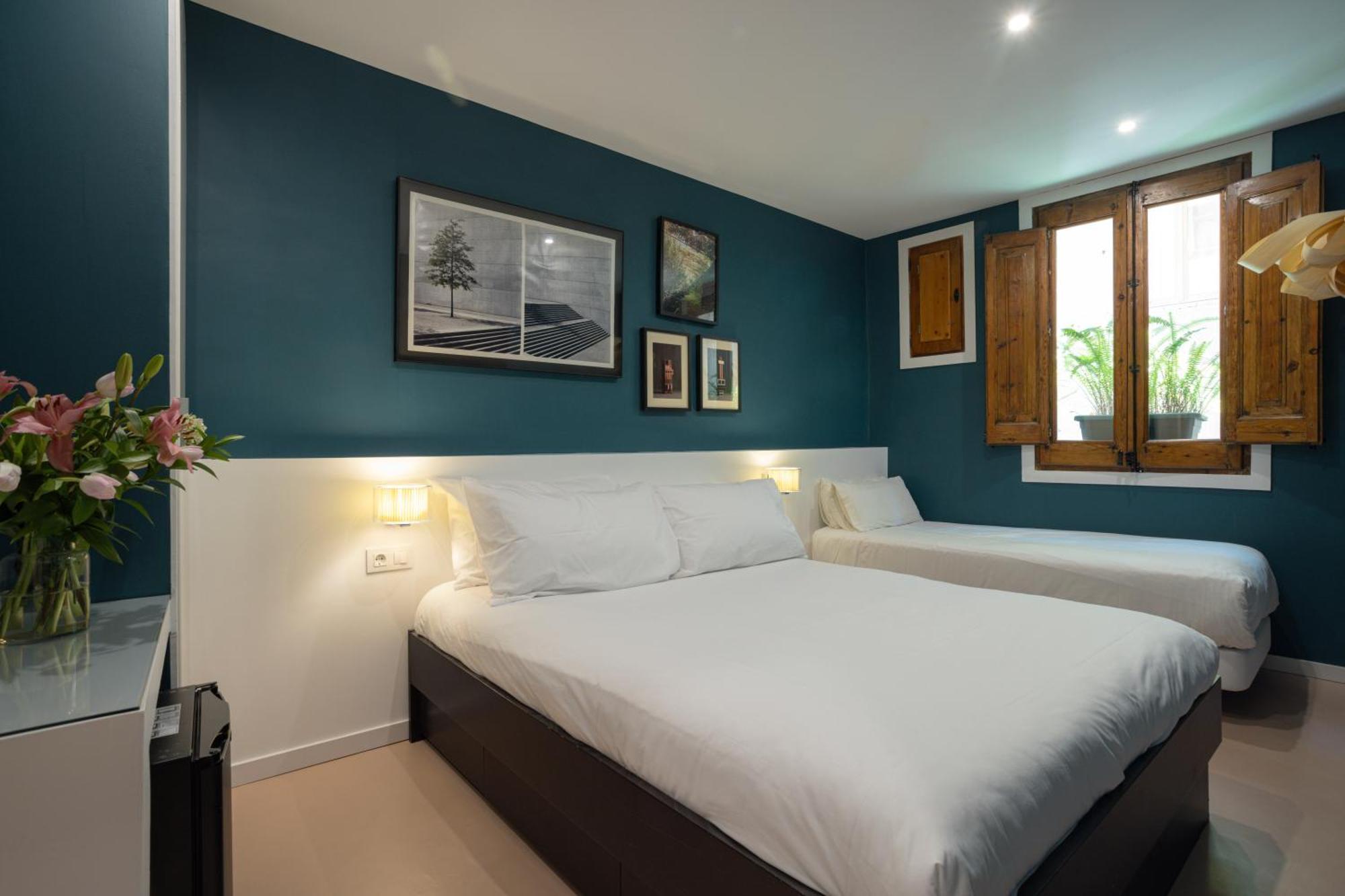 Hostal Sol Y K Βαρκελώνη Εξωτερικό φωτογραφία