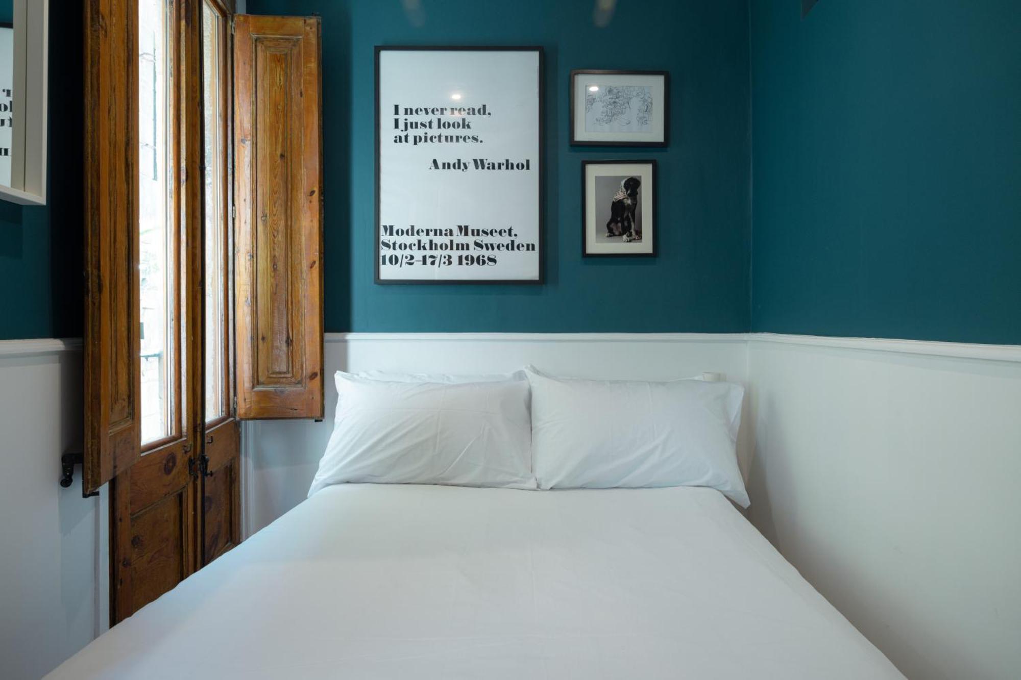 Hostal Sol Y K Βαρκελώνη Εξωτερικό φωτογραφία