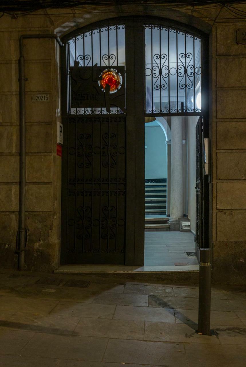 Hostal Sol Y K Βαρκελώνη Εξωτερικό φωτογραφία